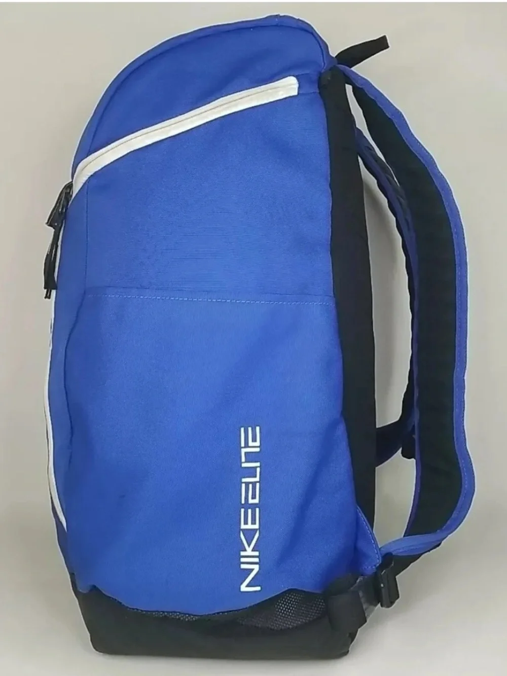Nike Hoops Elite Max Air 2.0 Quad Zip Backpack 21